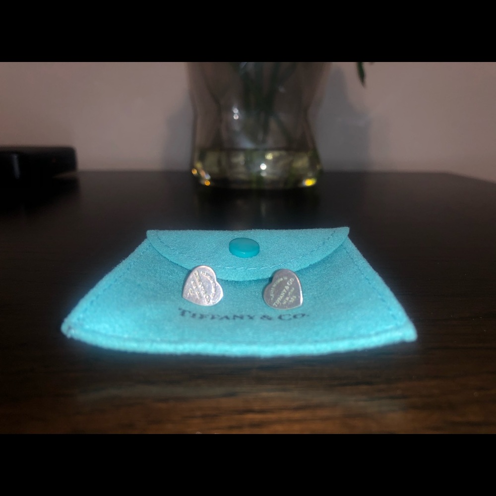 Return to Tiffany Mini Heart Tag Earrings